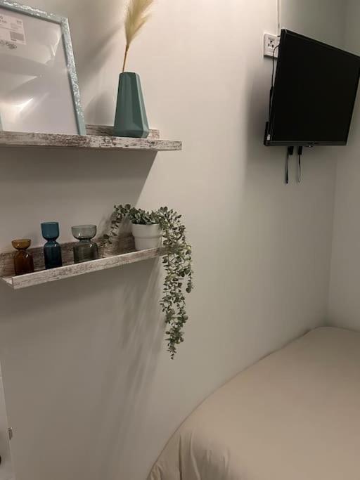 Apartamento Recien Reformado Con 5 Habitaciones Y 3 Banos Madrid Luaran gambar