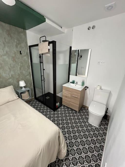 Apartamento Recien Reformado Con 5 Habitaciones Y 3 Banos Madrid Luaran gambar